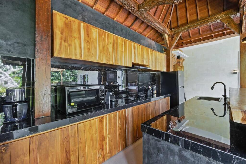 New 4 Bedroom Villa Surrounded By Jungle And Ricefields Ubud Exteriér fotografie